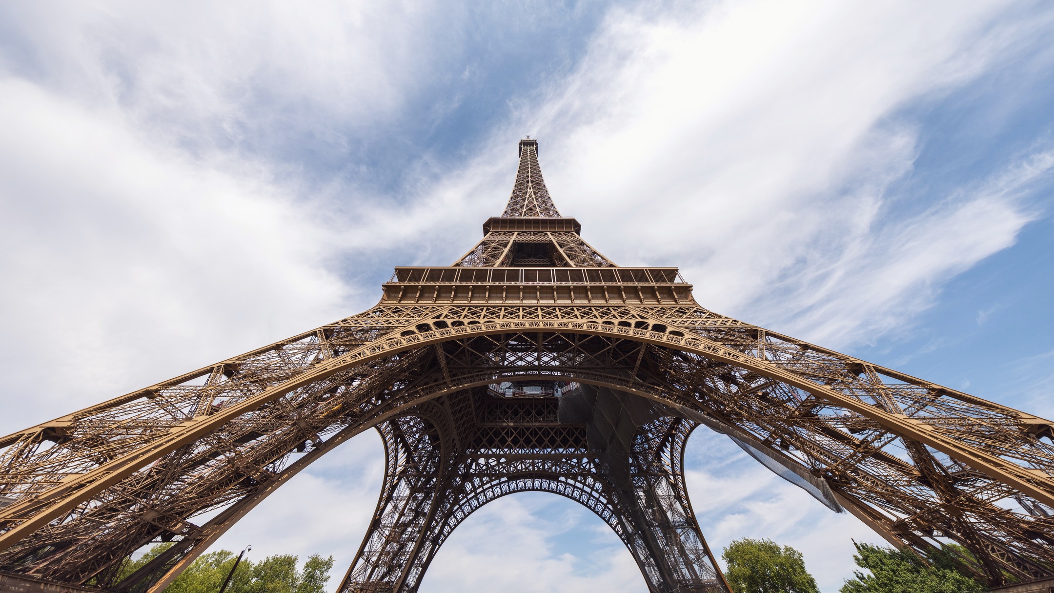 I think this is called the Eiffel Tower. Shot is with the canon 10-20mm #eiffeltower #paris